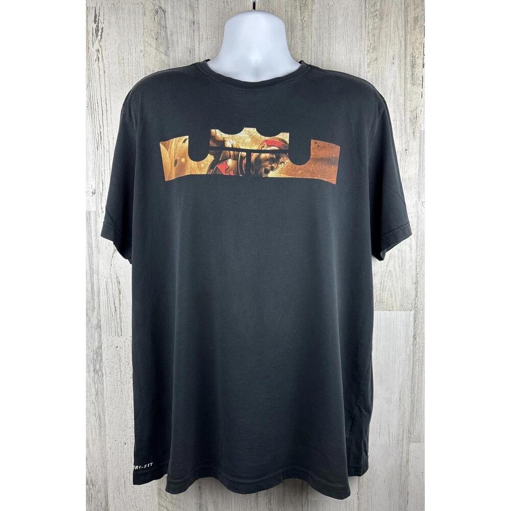 Lebron James Distressed Dri-Fit Athletic T-Shirt  24X30